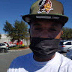 Meet your Posher, Emmanuel